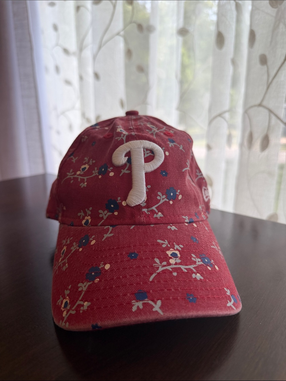 Philadelphia Phillies Embroidered Floral Baseball Cap - Red
